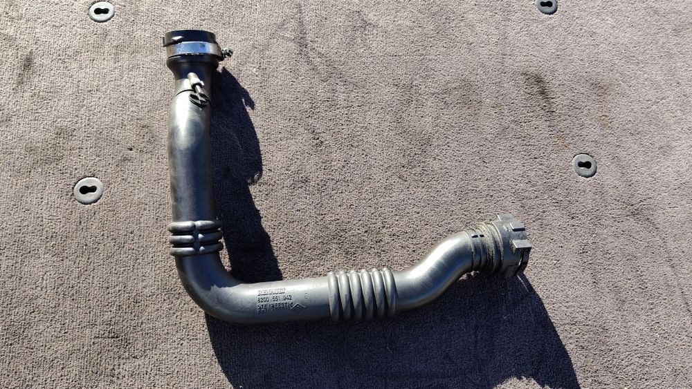 Furtun intercooler Renault 8200551942