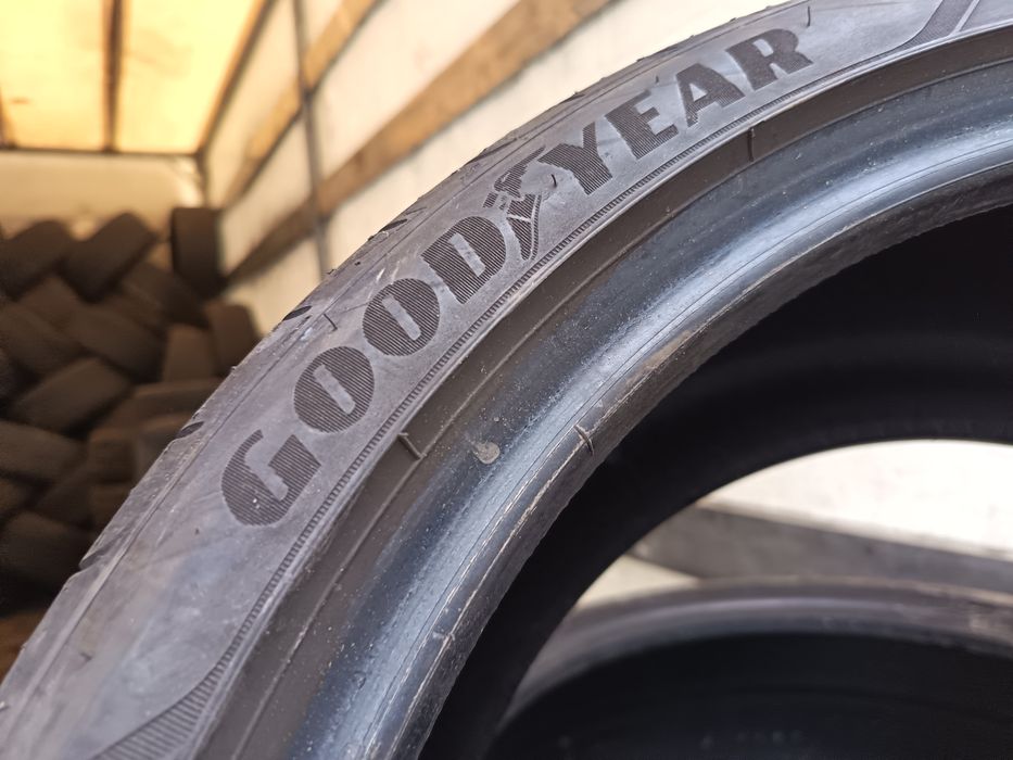 Anvelope vara 255 35 19 Goodyear runflat 2023 7mm00