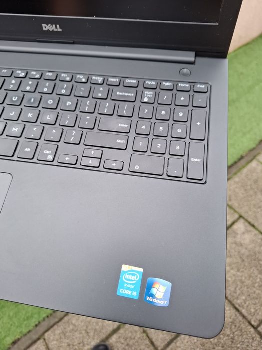 Laptop DELL Latitude 3550 Full HD