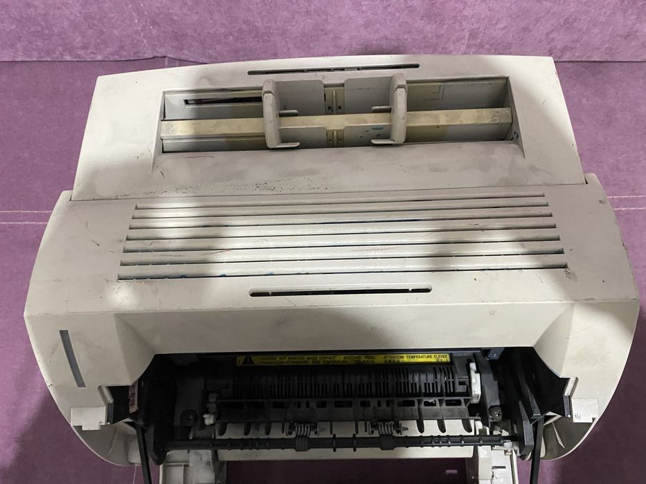 Продам принтер canon LBP-810