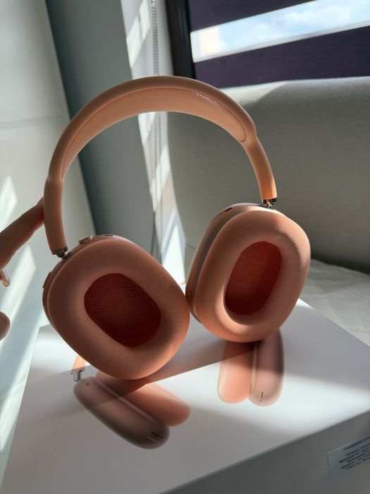 AirPods Max слушалки