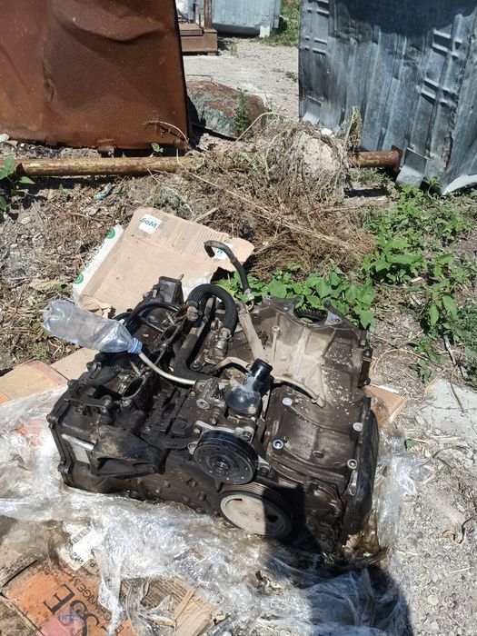 Продам двигатель Авенсис бу
