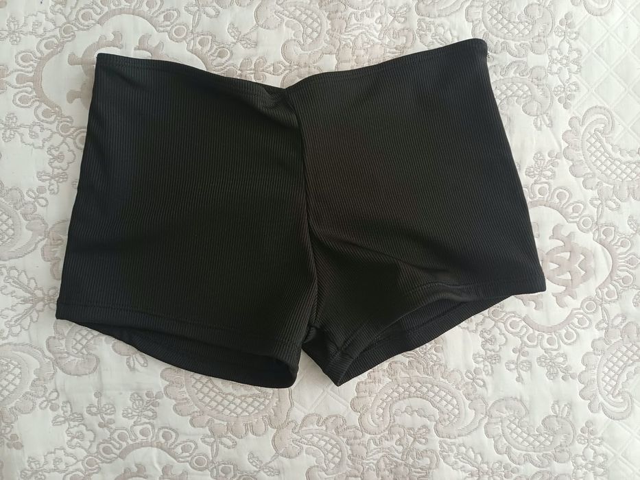 Продам купальник