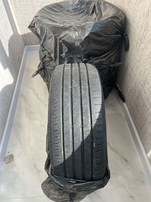 Продам шины 235/55/18