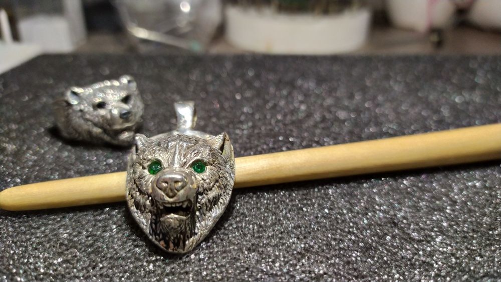 Сребърен медальон Вълк