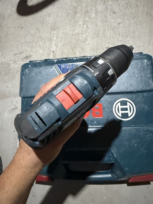 Bosch GSR 18V-28 Винтоверт