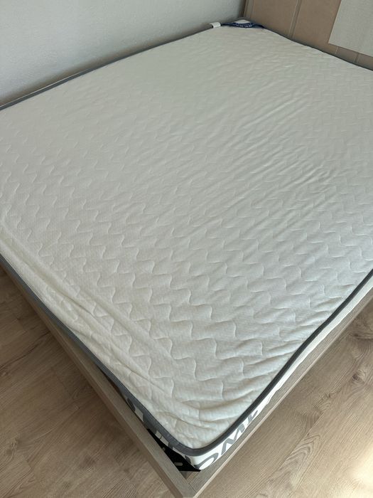 Продам новый матрас 160*200