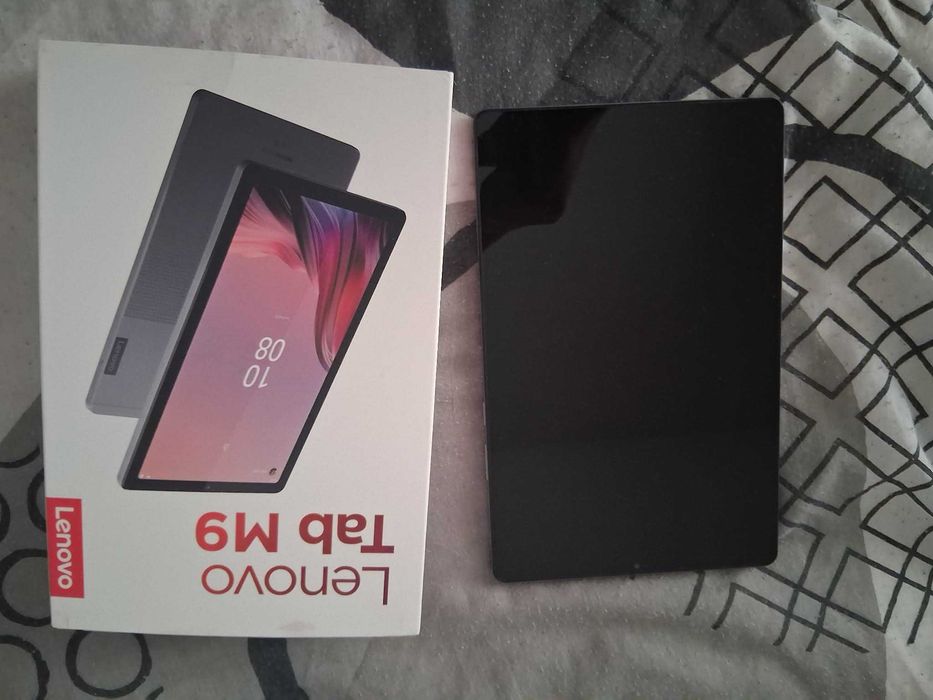 Tableta Lenovo Tab M9