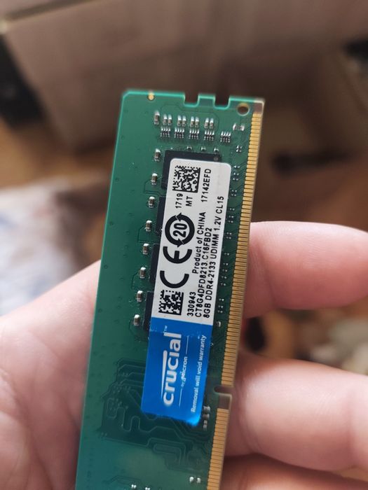 Memorie desktop Crucial ddr4 3200 8gb