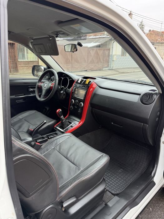 Suzuki Grand Vitara  Editie limitata ,BlackWhite’