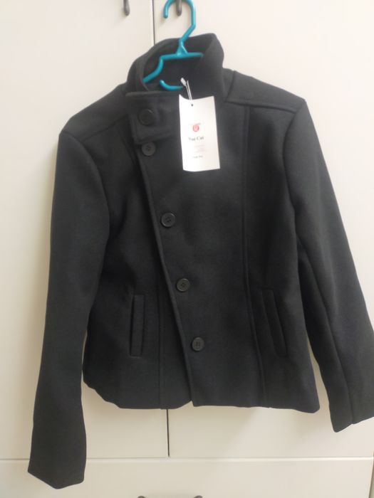 продам черное пальто