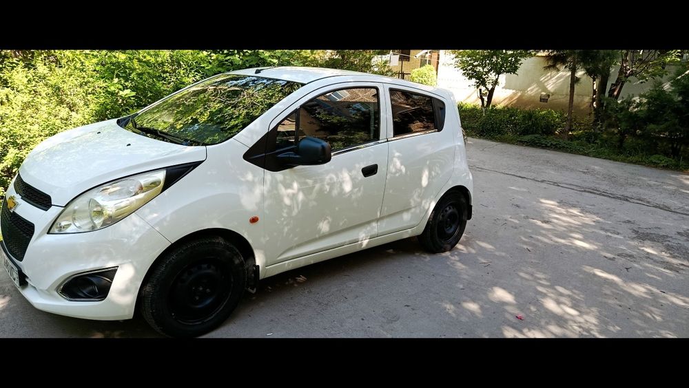 Chevrolet Spark 2011 — 3