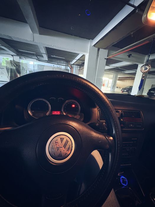 Volkswagen Golf 4 (IV)