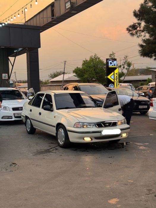 Некся 1 сотилади 2007 йил