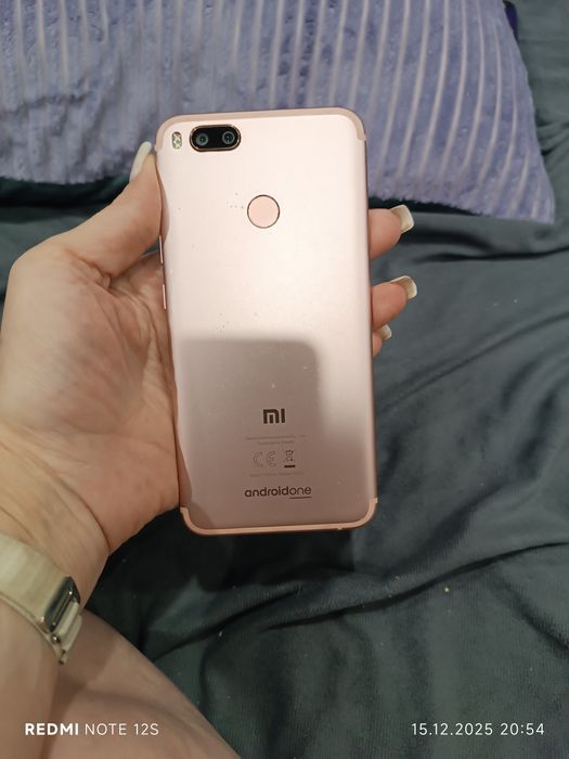 Телефон Ксиоми Ми А1