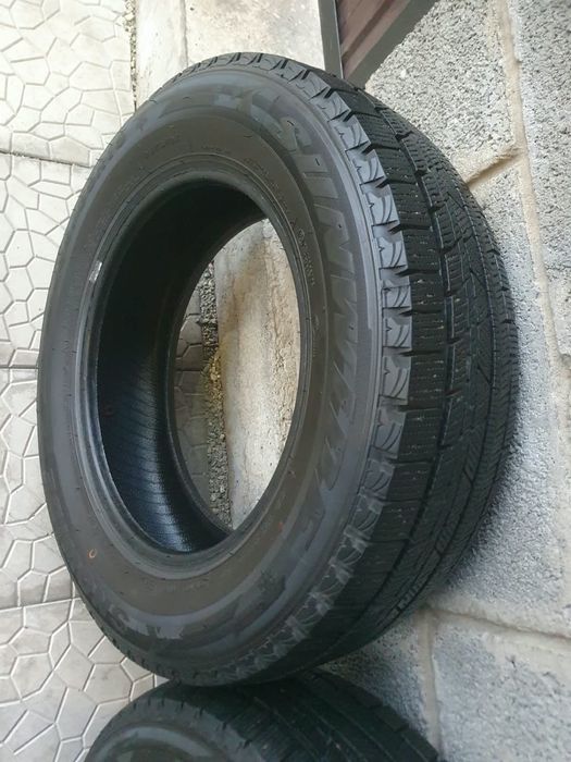 Зимние шины,  размер - 195/65 r 15
