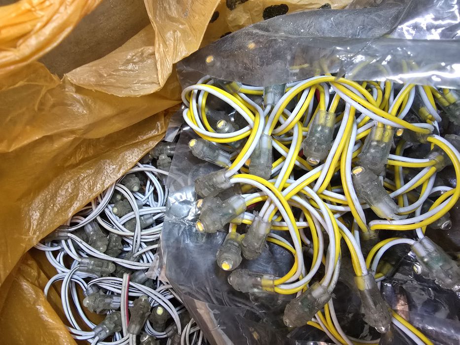 Продам остатки светодиодов,