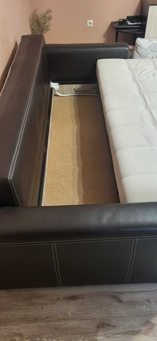 Диван с функция сън