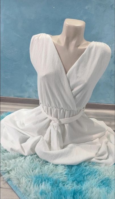 Rochița superbă de vară