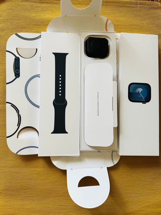 Vând Apple Watch Series 9, GPS + Cellular