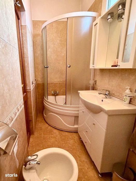 2 camere Centru Istoric , 55mp, la casa, mobilat, 149000Euro