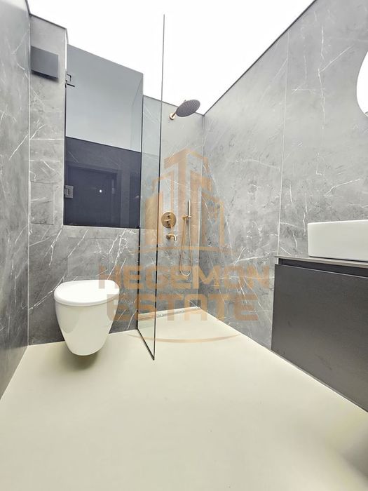 Продава се Тристаен апартамент в Варна, Център - 106 кв.м за 1683 €/кв.м - Снимка #8