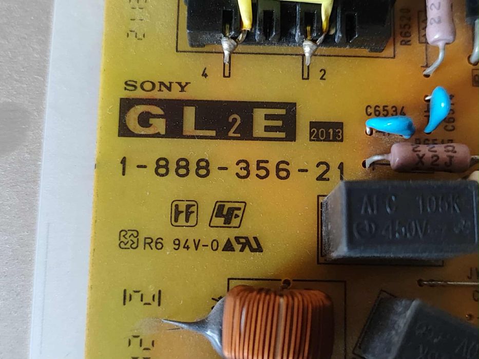 TV Sony KDL-42W807A на части