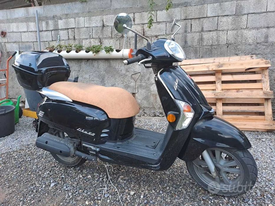 Kymco Like Кимко Лайк 50 125 150 всички години Скутер Мотор Мотопед НА ЧАСТИ