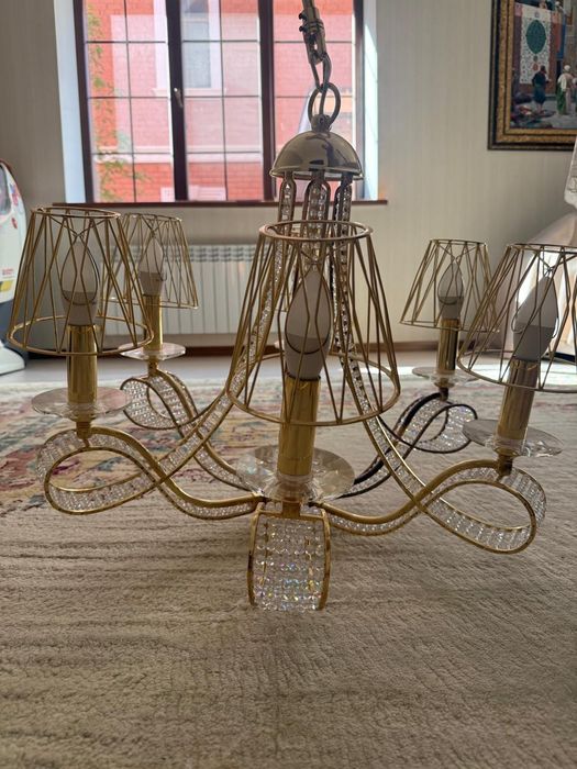 Люстра, российского качества