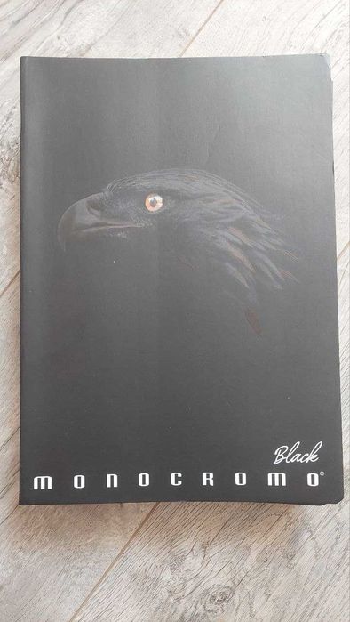 Комплект от 4 тетрадки Pigna Monocromo Black. А4