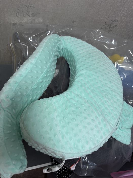 Продам подушку для кормления