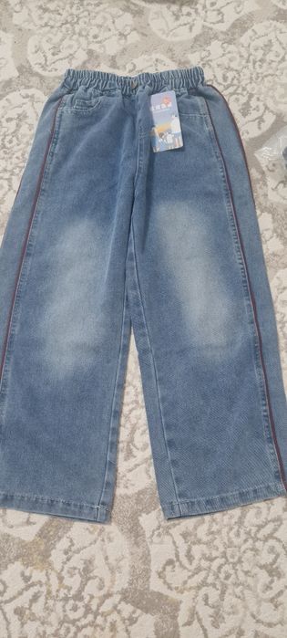 Джинсы доя девочек новая