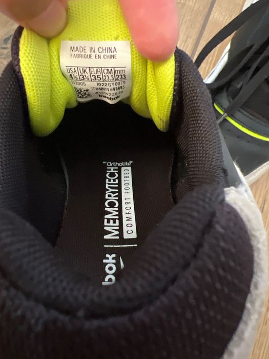 Reebok маратонки