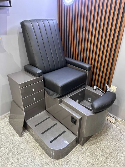 педикюрен стол професионален с хидромасажи от производител