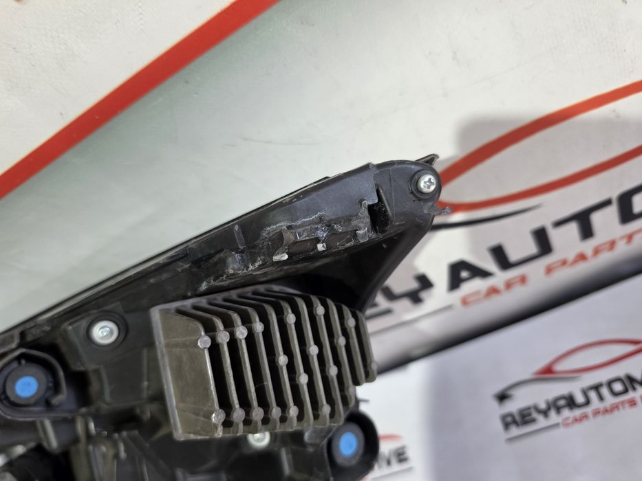Far dreapta led Toyota CHR C-HR dupa 2023