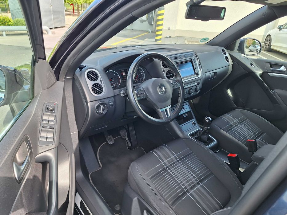 VW Tiguan 2.0 TDI, 2016, EURO 6, KM REALI, IMPECABILA Model LOUNGE Dotat, '' FARA DAUNE ''