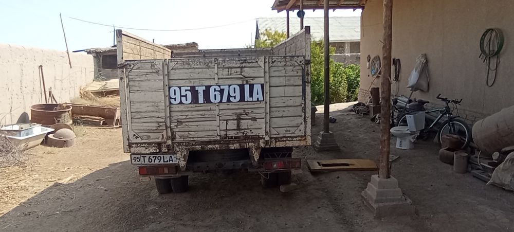 gazel. 1997yil oldingi ikkita baloni yangi orqaasi ikkitasi 60%