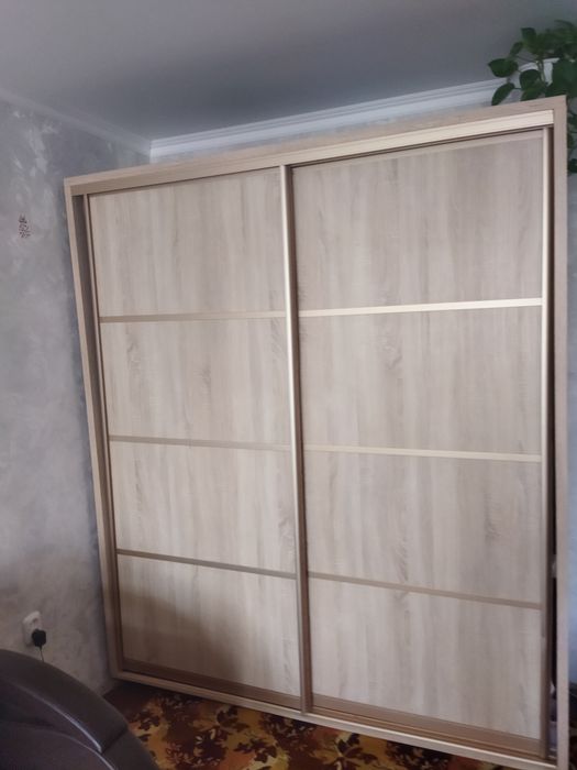 Продам шкаф купе