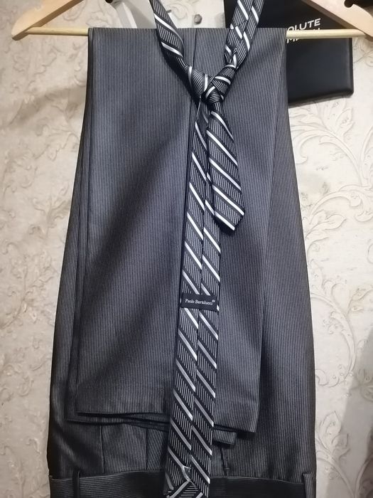 Костюм брюки и пиджак