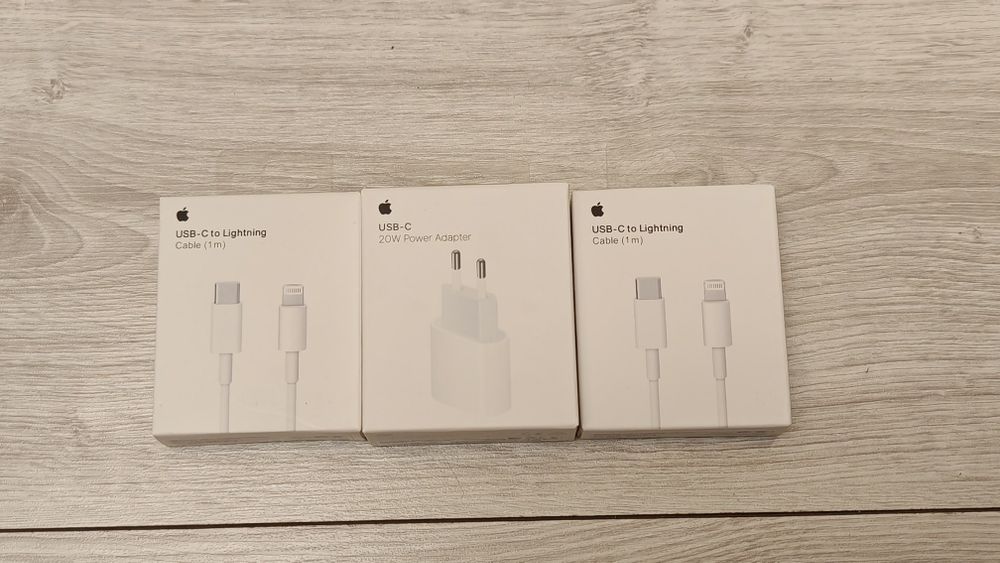 Kit încărcător 20w fast charge  și cablu usb c to  lightning sau usb c