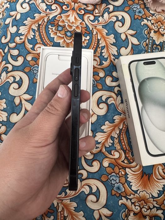 Айфон 15 128 гб продам