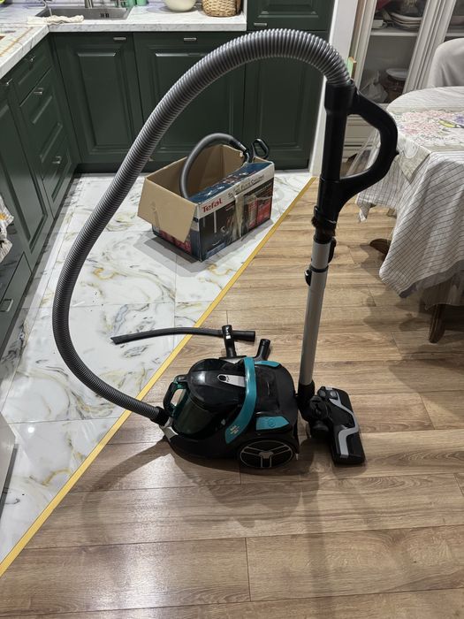 Пылесос Tefal Silence Force Cyclonic