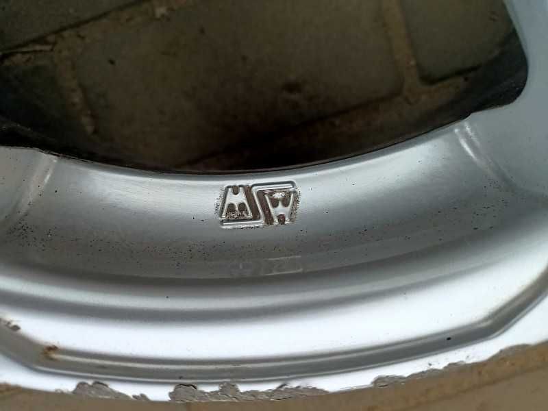 Продам оригинальные легкосплавные диски "MSW"