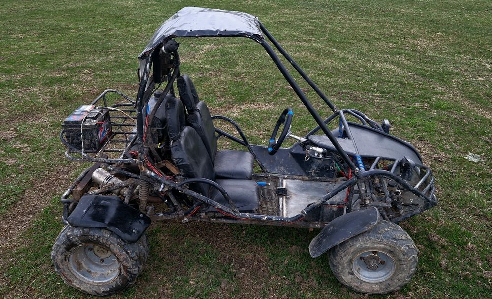 Vand sau schimb buggy 250cc
