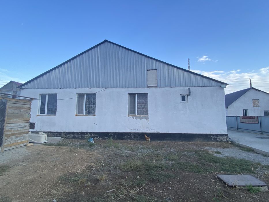 Шұқыл тұрде 3 бөлмелі ұй сатыдады