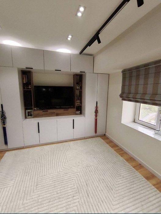 Срочно продается 1в2 ком квартира, ориентир: метро Минор, 43м²
