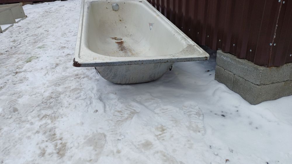 Продам ванну б/у