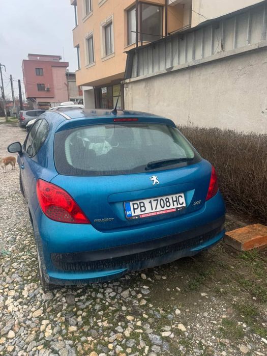 Peugeot 207 цяла! СПЕШНО !