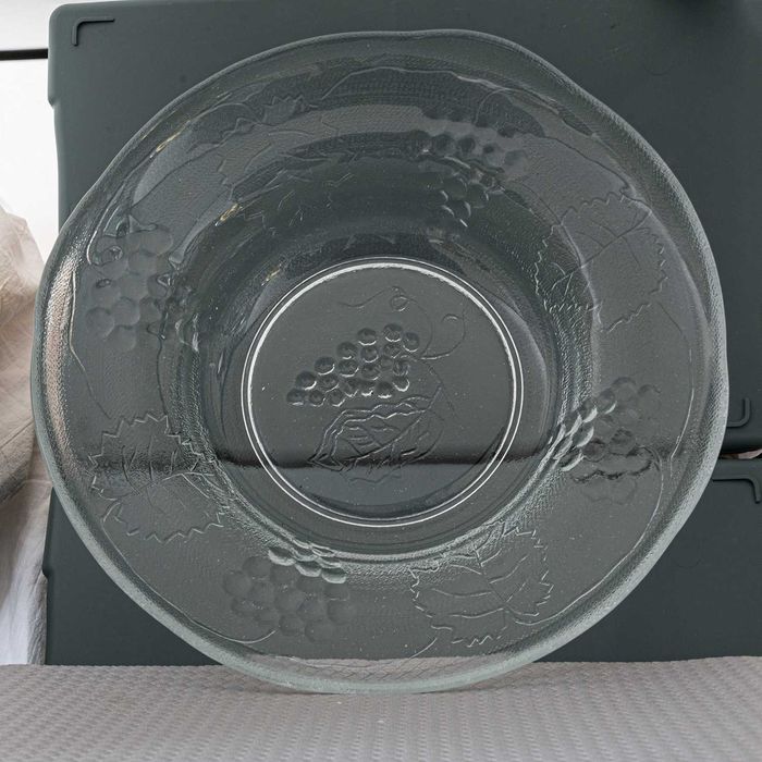 Стъклени чаши, чинии, купи, купички, тави, Кристални купички и чаши