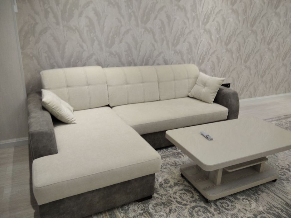 Жангох новострой квартира! Сдается 3х-ком квартира